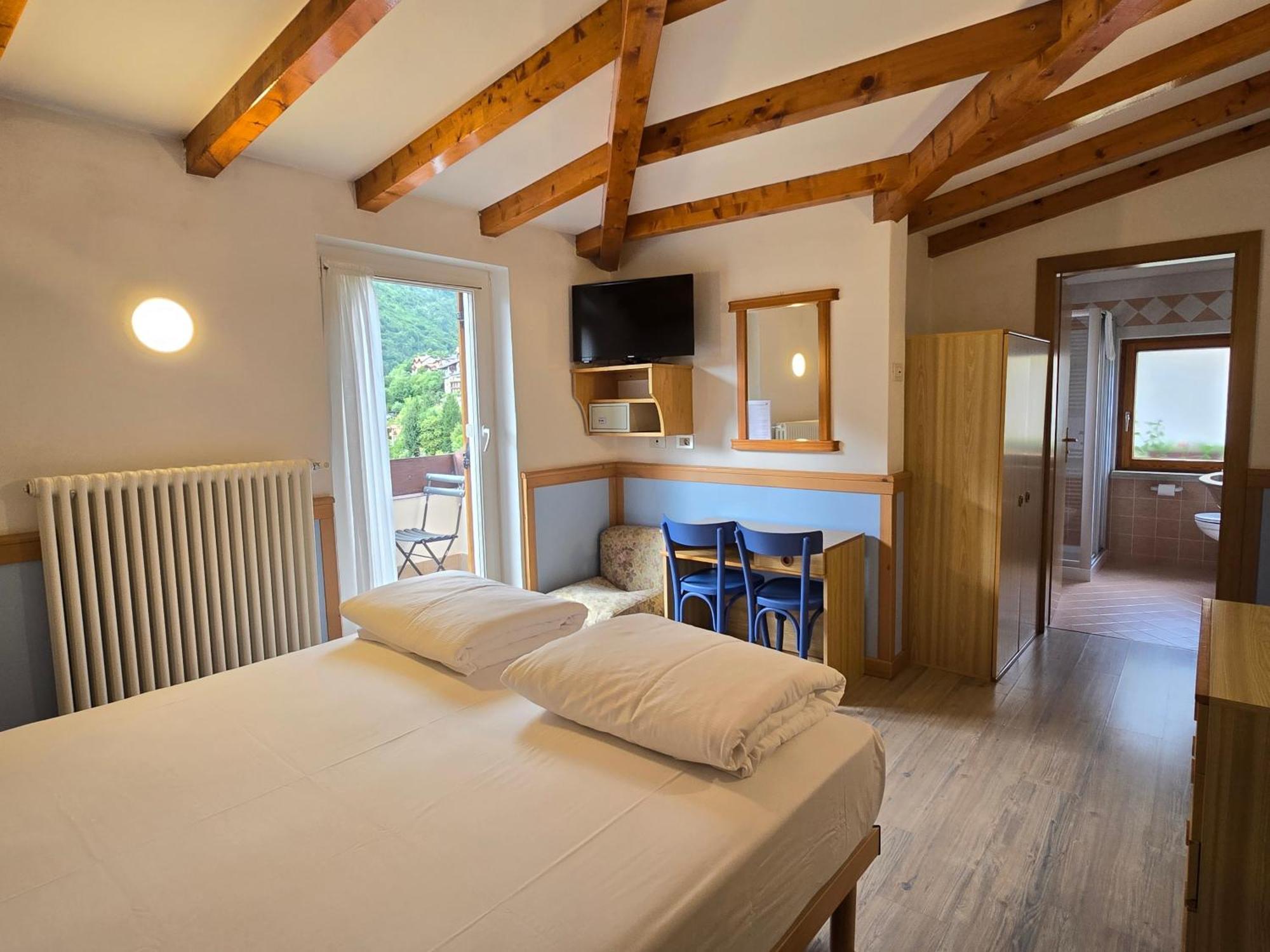 Hotel Miramonti Молвена Екстериор снимка