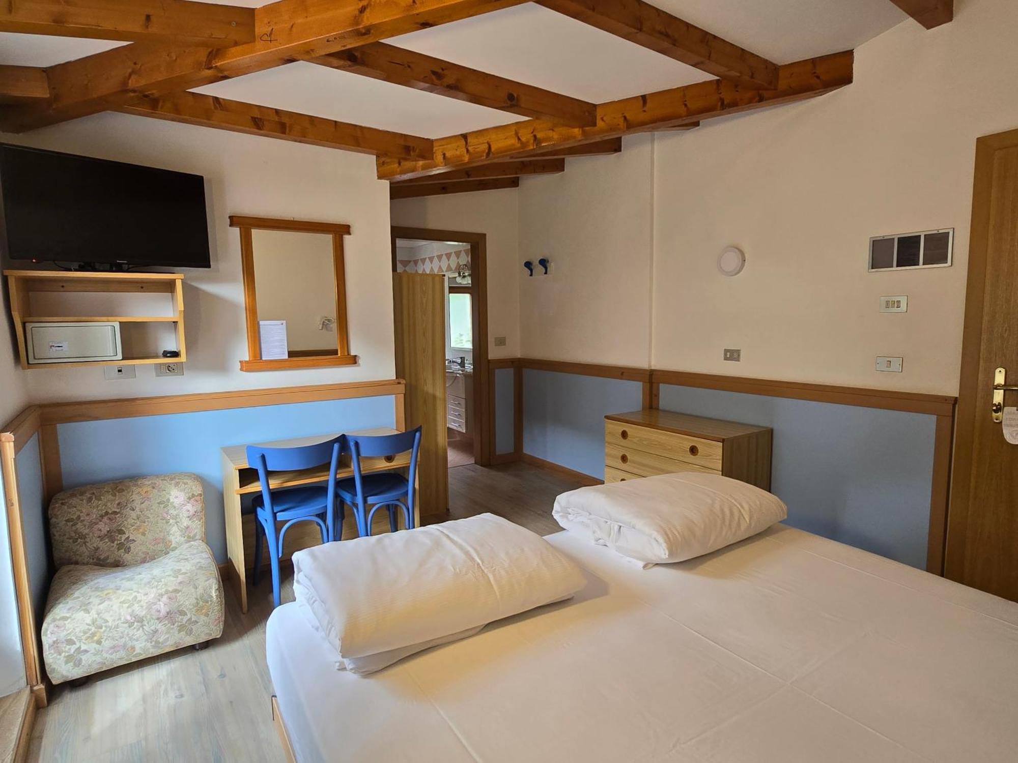 Hotel Miramonti Молвена Екстериор снимка