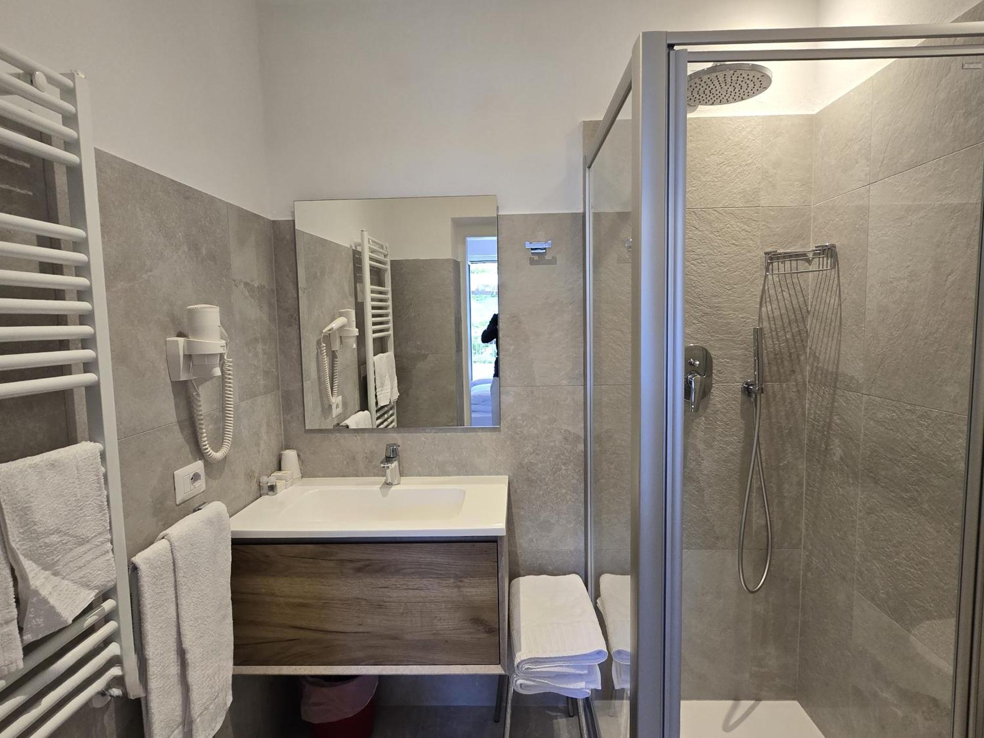 Hotel Miramonti Молвена Екстериор снимка