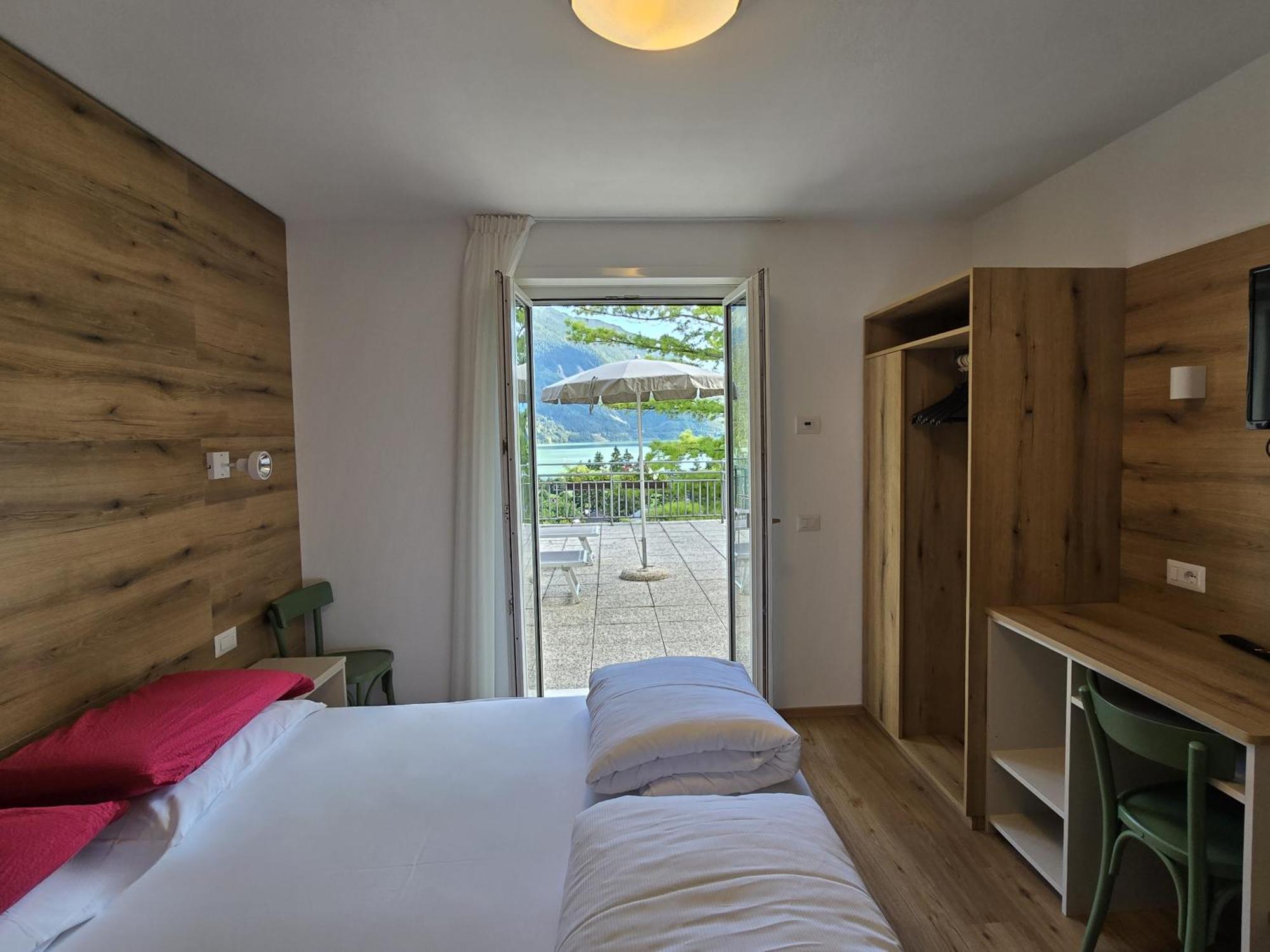 Hotel Miramonti Молвена Екстериор снимка